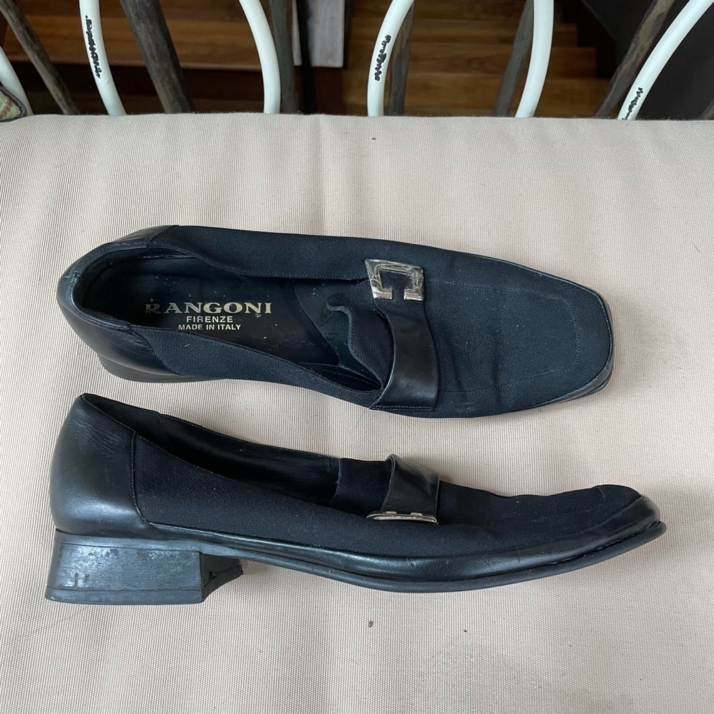 Rangoon Slip On‎ Vinyl Heeled Loafer in Black Size 9